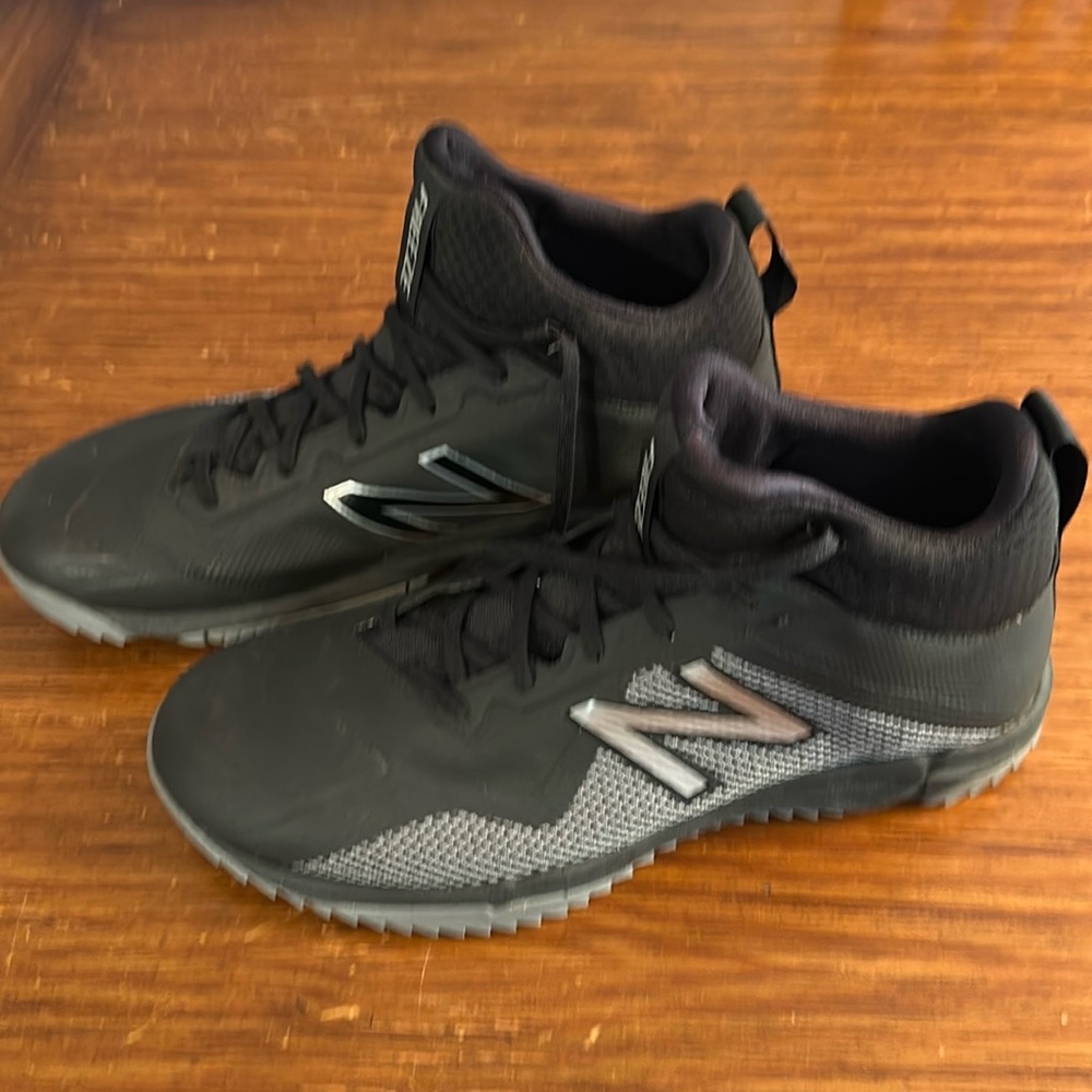 New balance lacrosse turf shoes